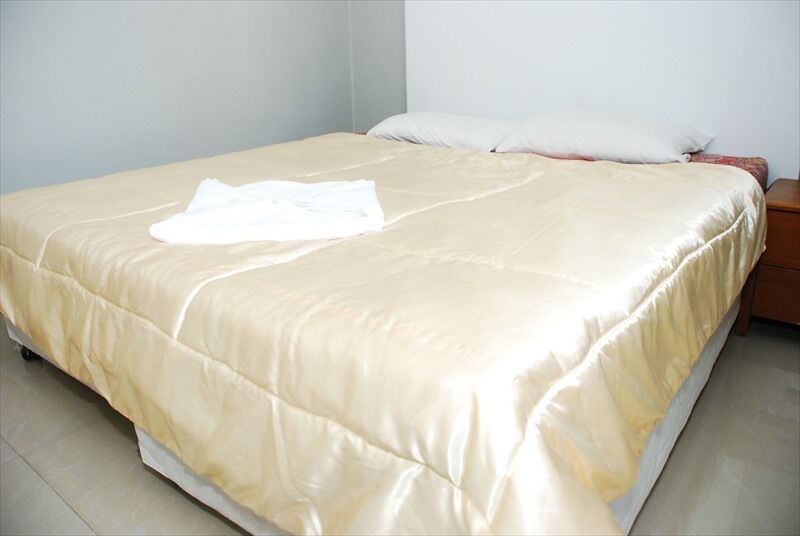 Taylor'S Guesthouse Hua Hin Esterno foto